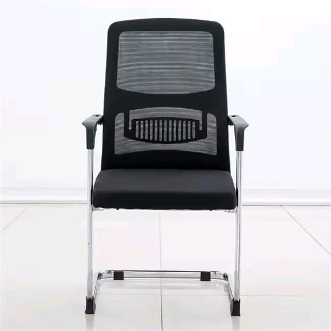 WhatsApp-Image-2024-06-06-at-11.25.35-PM-2.jpeg Black Visitors Office Chair in Nairobi – Stylish & Comfortable Guest Seating - Image 1