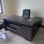1800mm Stylish Executive Desk – Modern Office Luxury
